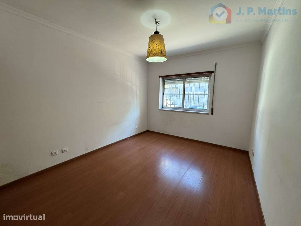 Apartamento T4 c/ varanda, Alto do Seixalinho, Barreiro-22