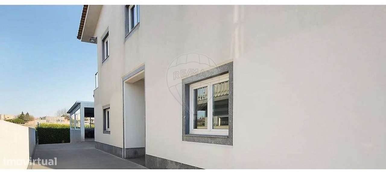 Moradia T9 para venda - Grande imagem: 3/27