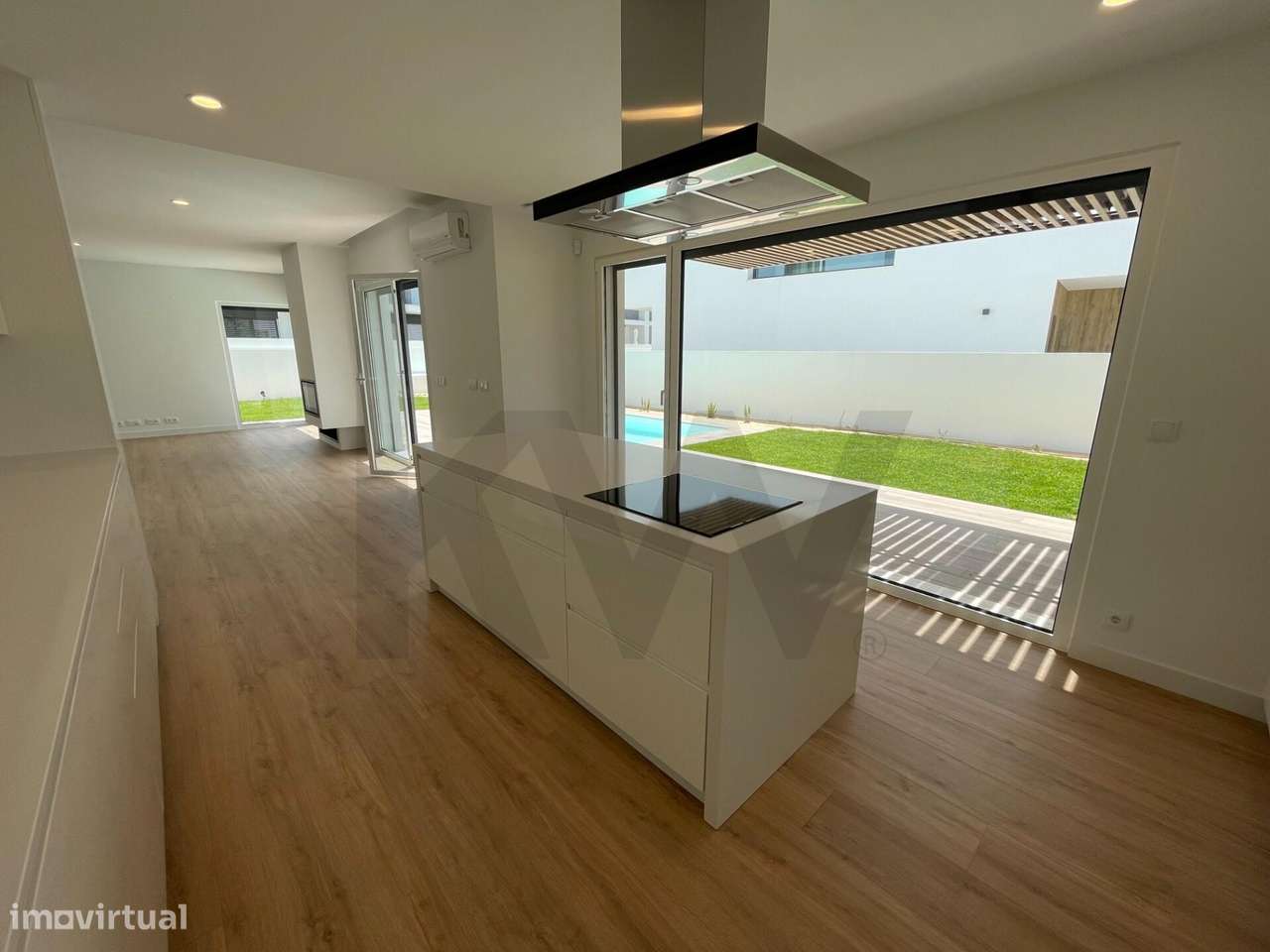 Moradia T4 com piscina na Quinta do Pinhão, Verdizela – suites, cave a - Grande imagem: 5/24