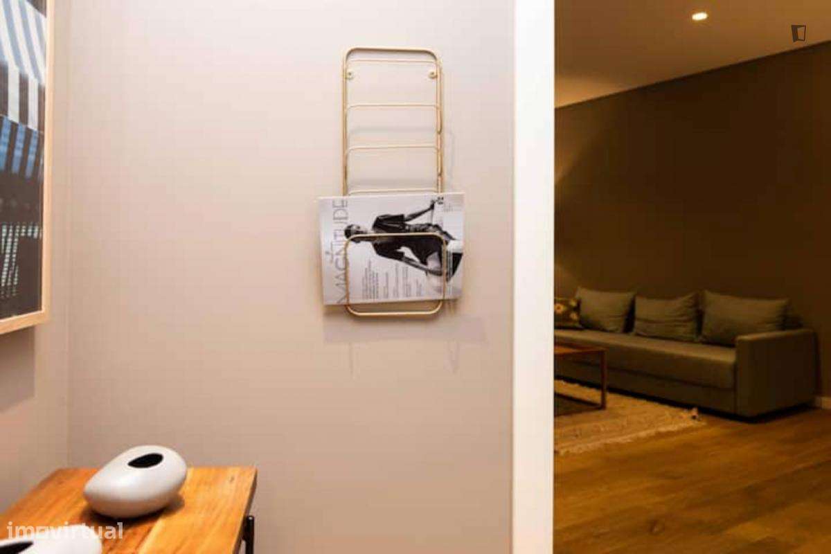 Apartamento com 2 quartos - localizado em Vitória Porto - Grande imagem: 2/6