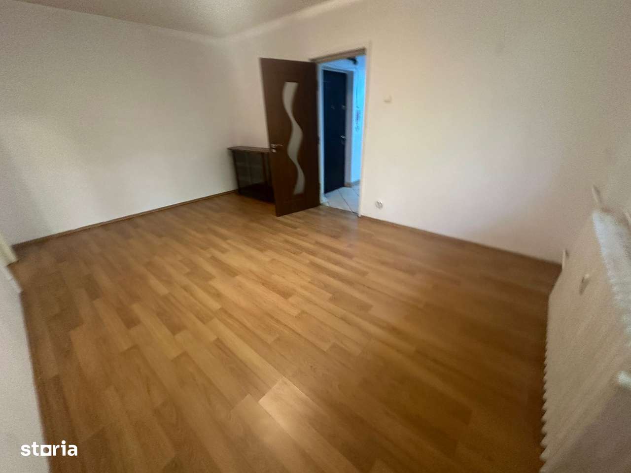 2 Camere Parter din 8 an 1982 Ideal Birou Firma Bloc Izolat Bucur Obor