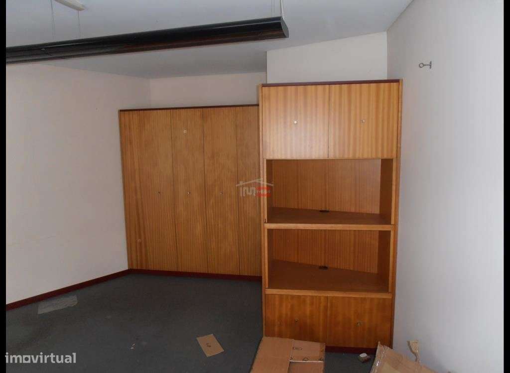 Arrenda Loja antigo banco BIC - Grande imagem: 4/11