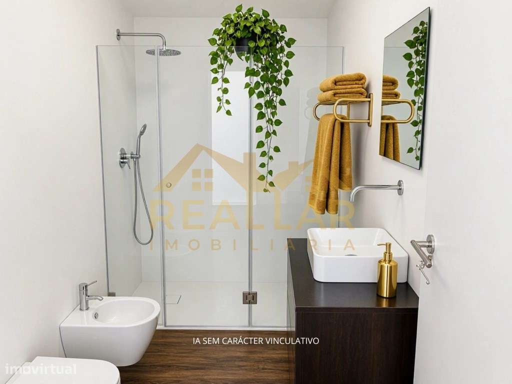 Apartamento T3 Renovado em Lordelo do Ouro - Porto-5