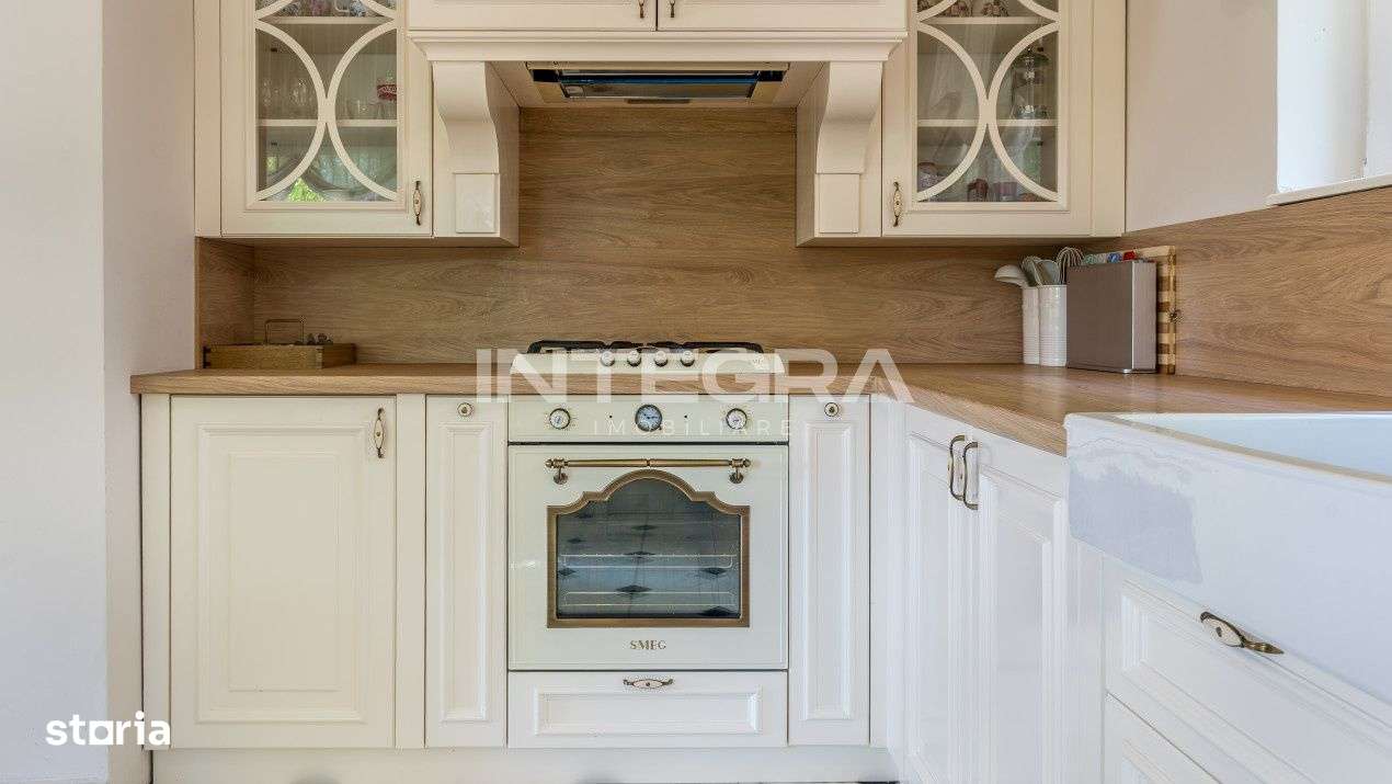 Lux Mediteranean si Priveliste de Poveste, langa Parcul Central din Cl-14