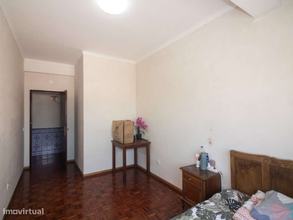 T3 para Remodelar no Centro de Samora Correia | Excelente Potencial-13