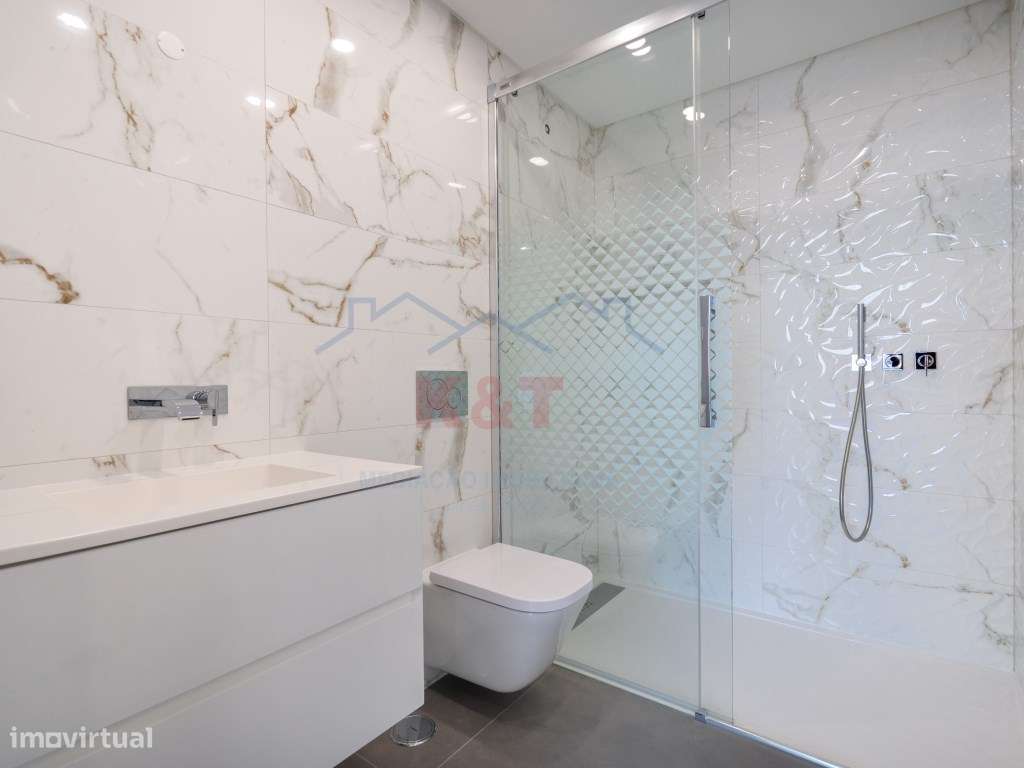 Moradia T3 com piscina-14