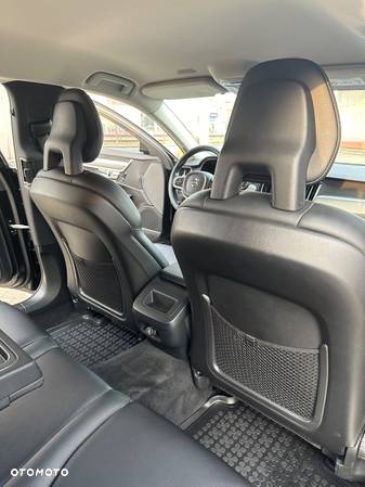 Volvo V90 D4 Momentum - 23