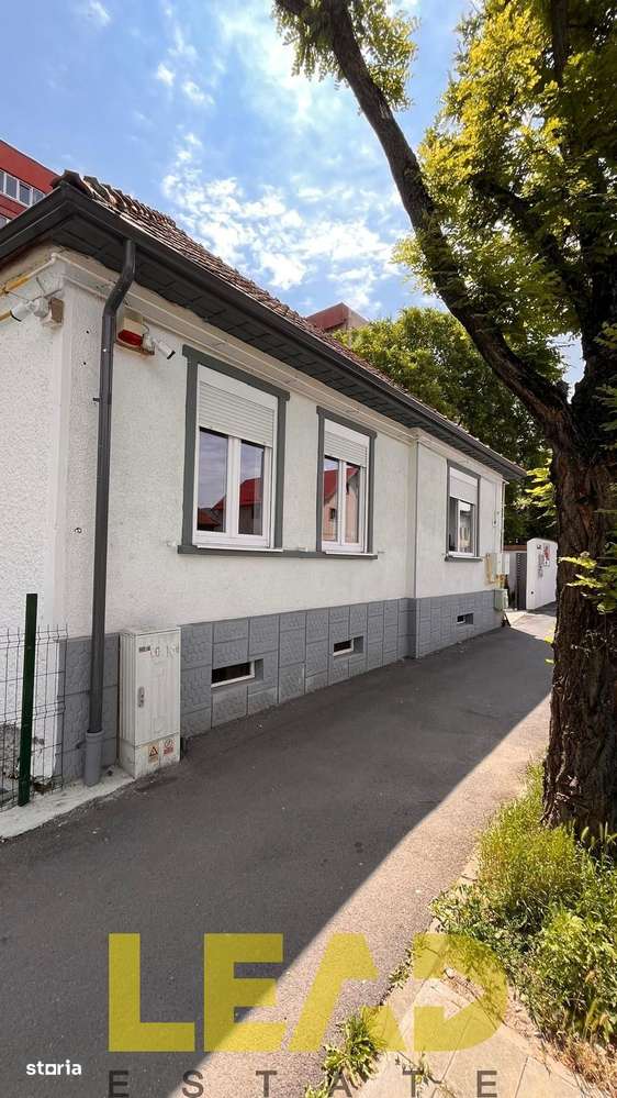 Casa renovata complet! 210 mp utili pe teren de 548 mp!-6