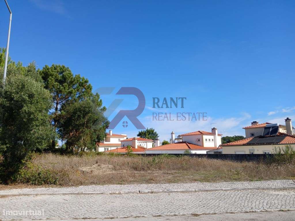 Lote com projeto de construção - Nadadouro Caldas da Rainha-8