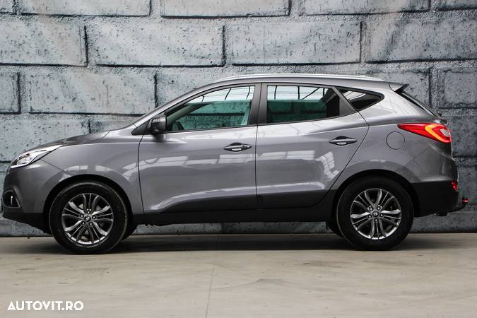 Hyundai ix35 2.0 CRDi 4WD Automatik Style - 4