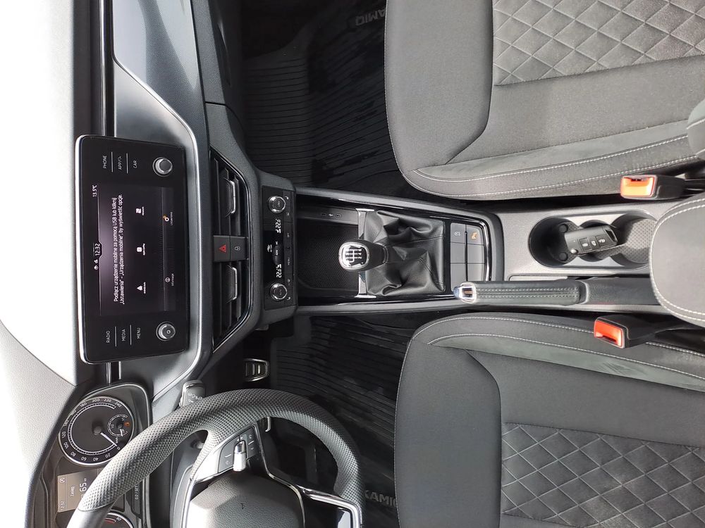SKODA KAMIQ Style 1,0 TSI 110KM Virtual ACC Grzana P.szyba Kamera Salon Pl ASO