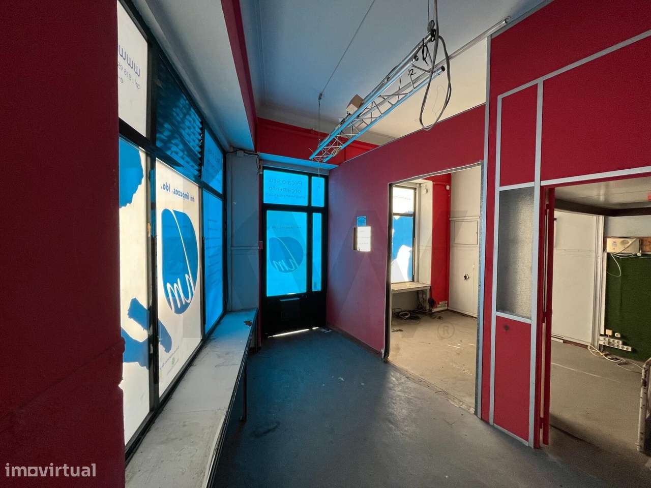 Loja c/ 58m2 para arrendamento - Moscavide - Grande imagem: 2/13