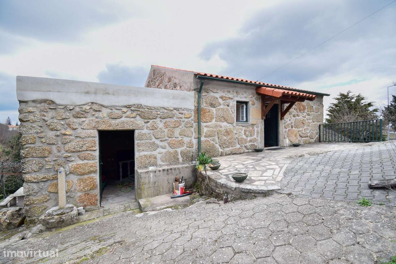 Quinta com construção em Pedra 5 Hectares e Licença de Alojamento Loca - Grande imagem: 2/46