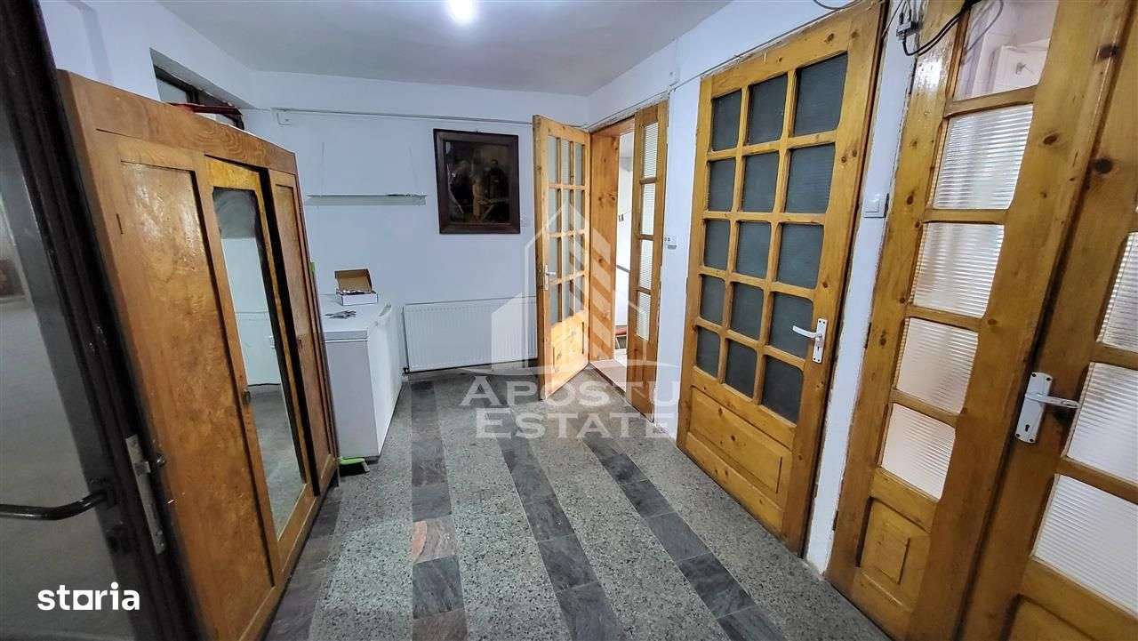 Casa ideala pentru birouri/alte activitati Mehala - Imagine principală: 2/20