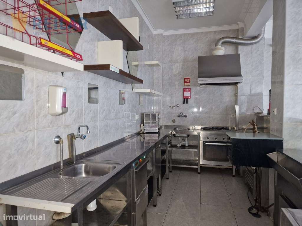 Vialonga - Loja 67 m2-6