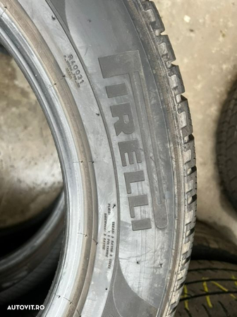 vând 2 anvelope 275/50/20 Pirelli de iarnă ca noi - 4