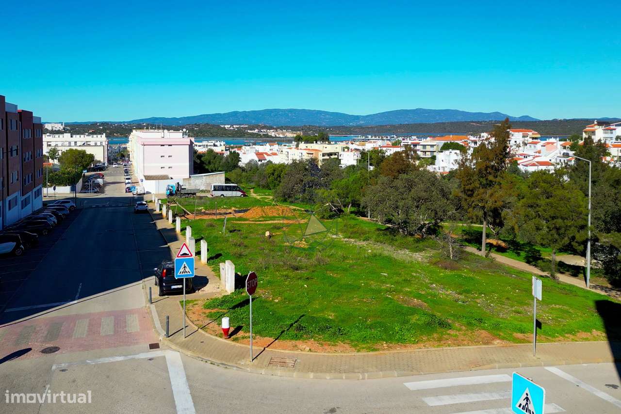 Lote de Terreno, para venda, construção de Moradia T3 em Banda, zona d - Grande imagem: 5/13