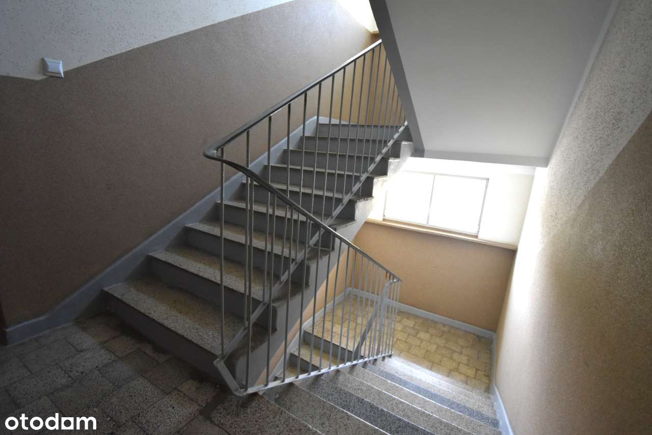 Mieszkanie 3 pokojowe z ogrz miejskim w samym centrum - 46m2-12