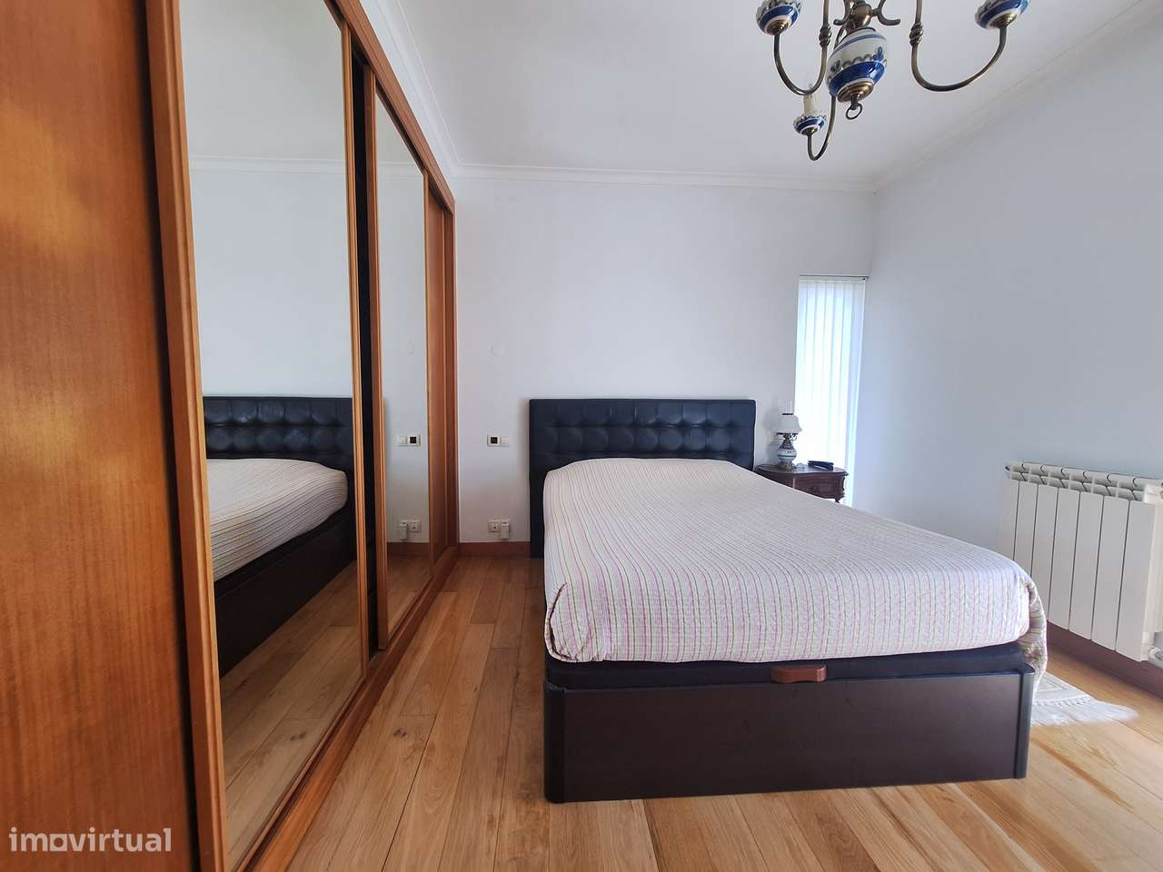 Moradia V3 com design único em Vila Nova de Anha.-22