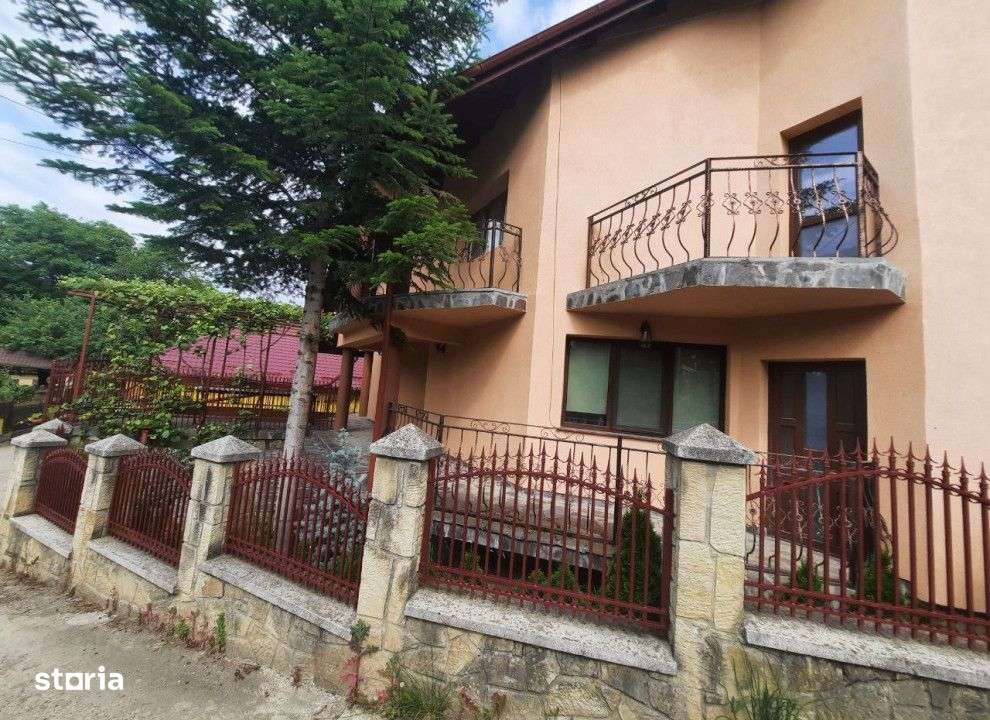 Casa 7 camere Alexandru cel bun (Jud. Neamt) , 340 metri Cod:158919 - Imagine principală: 5/20