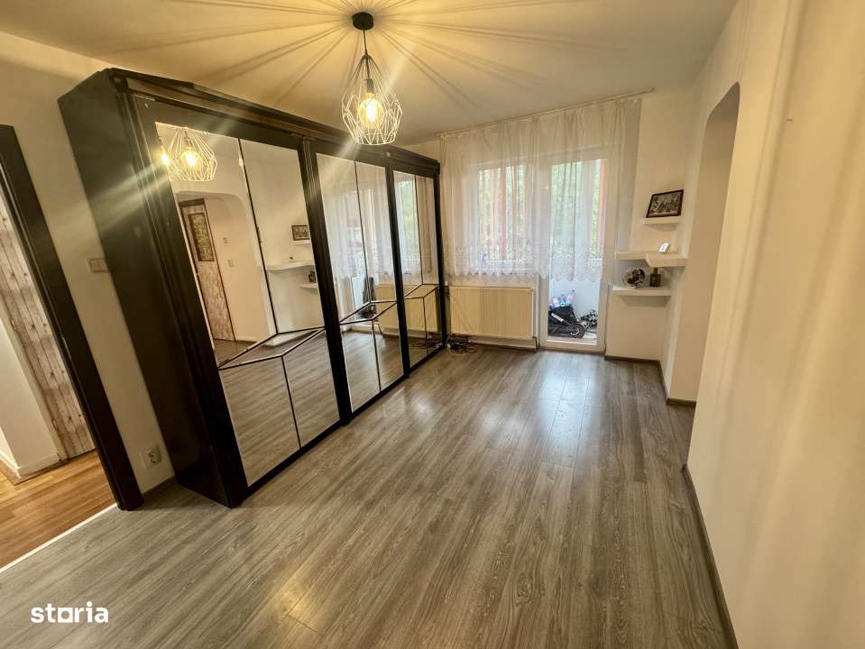 Apartament 3 camere etajul 2 - Imagine principală: 4/9
