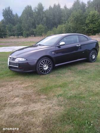 Alfa Romeo GT 1.9JTD 16V Distinctive - 5