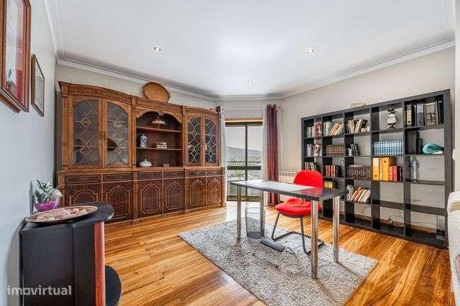 Apartamento T3 à venda em Braga-10