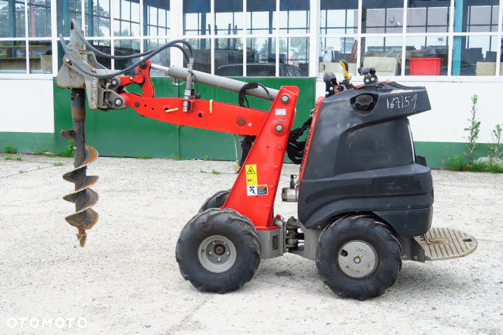 Ditch Witch Zahn R300 - 9