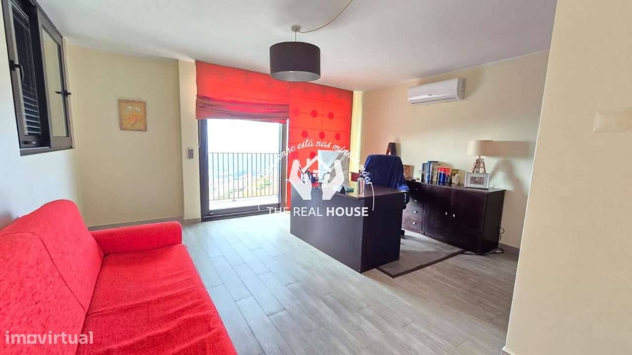 Moradia v3+1 funchal vista baia-49