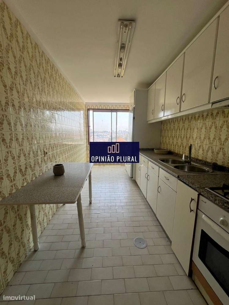 Apartamento T3+1 com Vista Deslumbrante para o Rio Douro-5