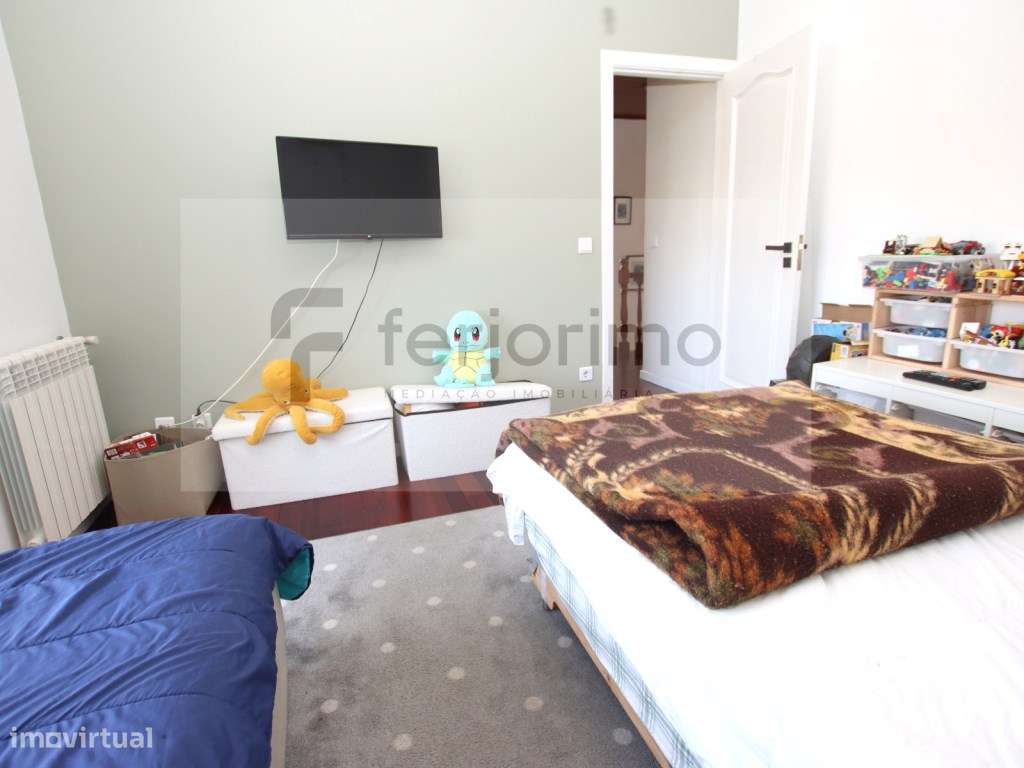 Moradia Geminada T3 com Vista Deslumbrante sobre Guimarães-33