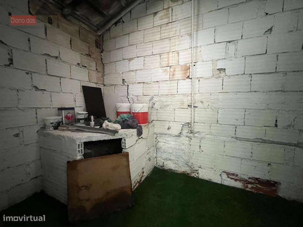 Moradia T4 com Lote de 690 m²-10