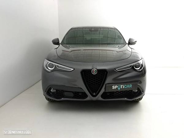 Alfa Romeo Stelvio 2.2 D Sprint AT8 - 2
