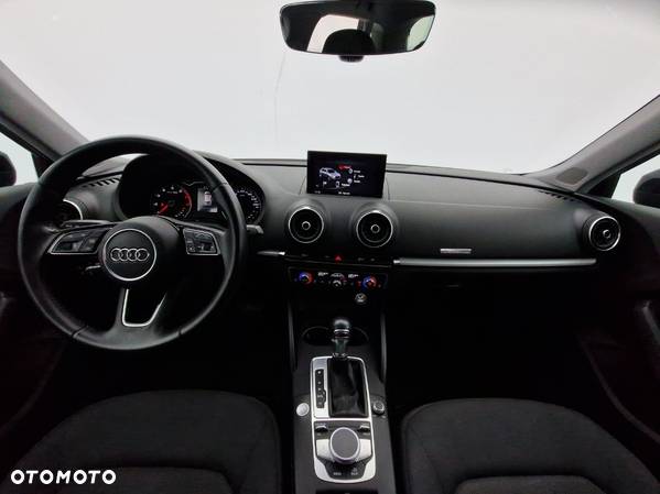 Audi A3 1.5 TFSI S tronic - 19