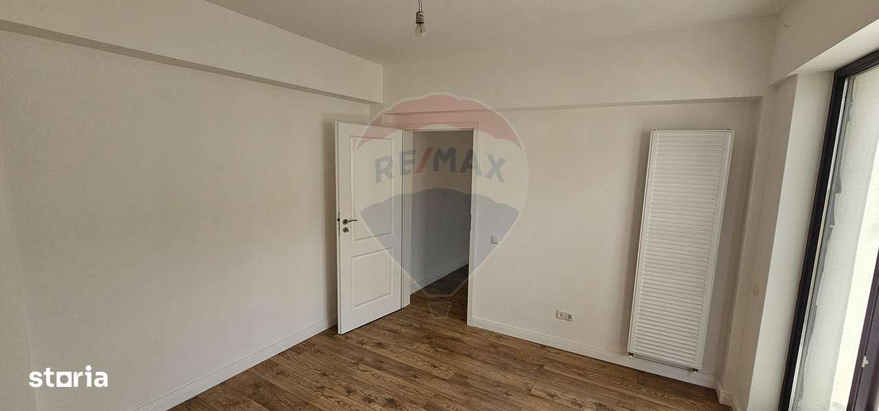 Apartament cu 3 camere de vânzare în zona Andronache - Imagine principală: 3/10
