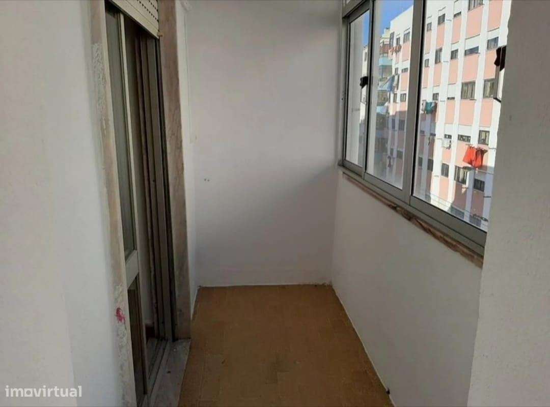 Aartamento T2- Cacém - Grande imagem: 5/12