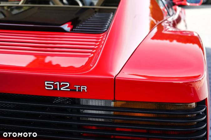 Ferrari 512 - 12