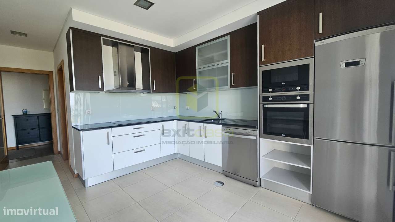 Apartamento T2 Mobilado para Arrendamento - Grande imagem: 2/22