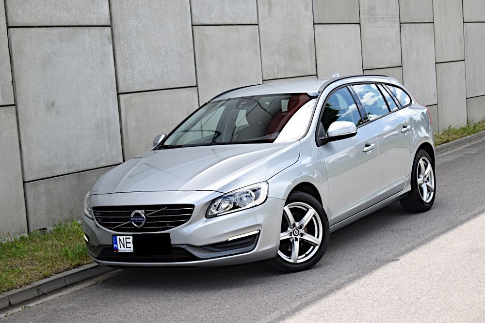 Volvo V60 I (2011-2018) DRIVe 2013