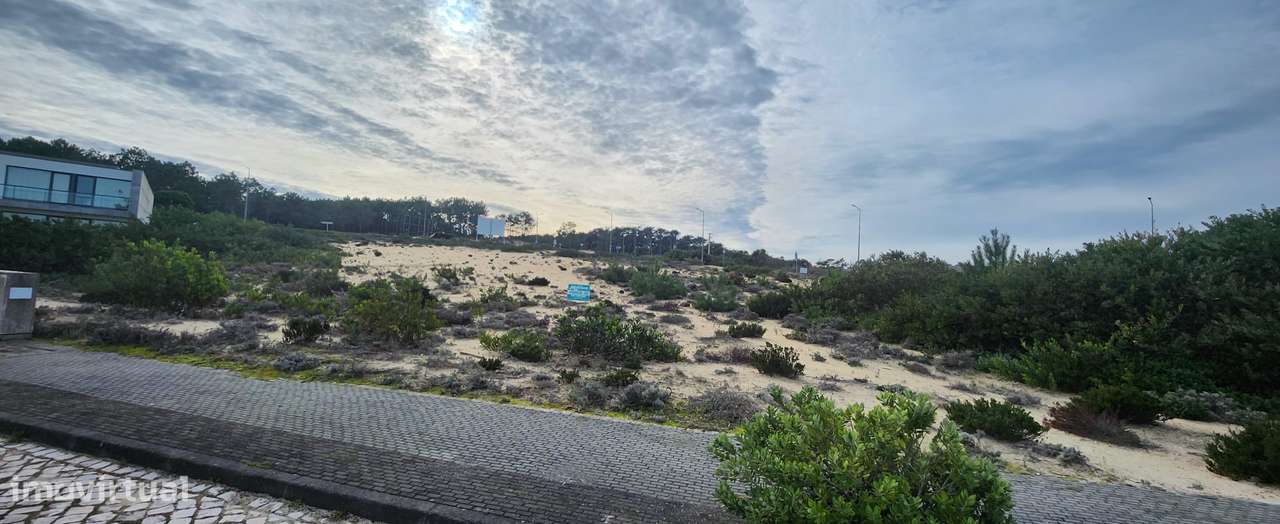 Lote terreno urbanizado, com 1571m2 - em Pedra do Ouro - Pataias - Grande imagem: 3/11