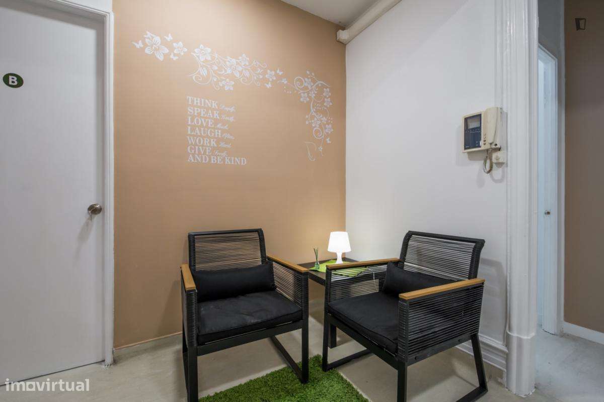 Quarto - localizado em Saldanha Lisbon - Grande imagem: 5/7