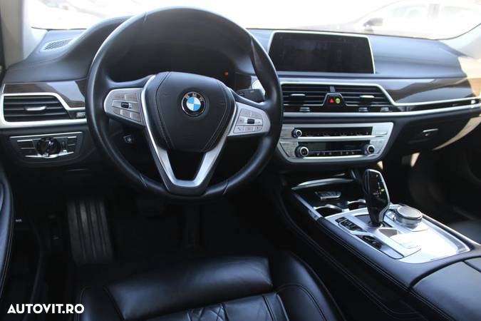 BMW Seria 7 730d - 4