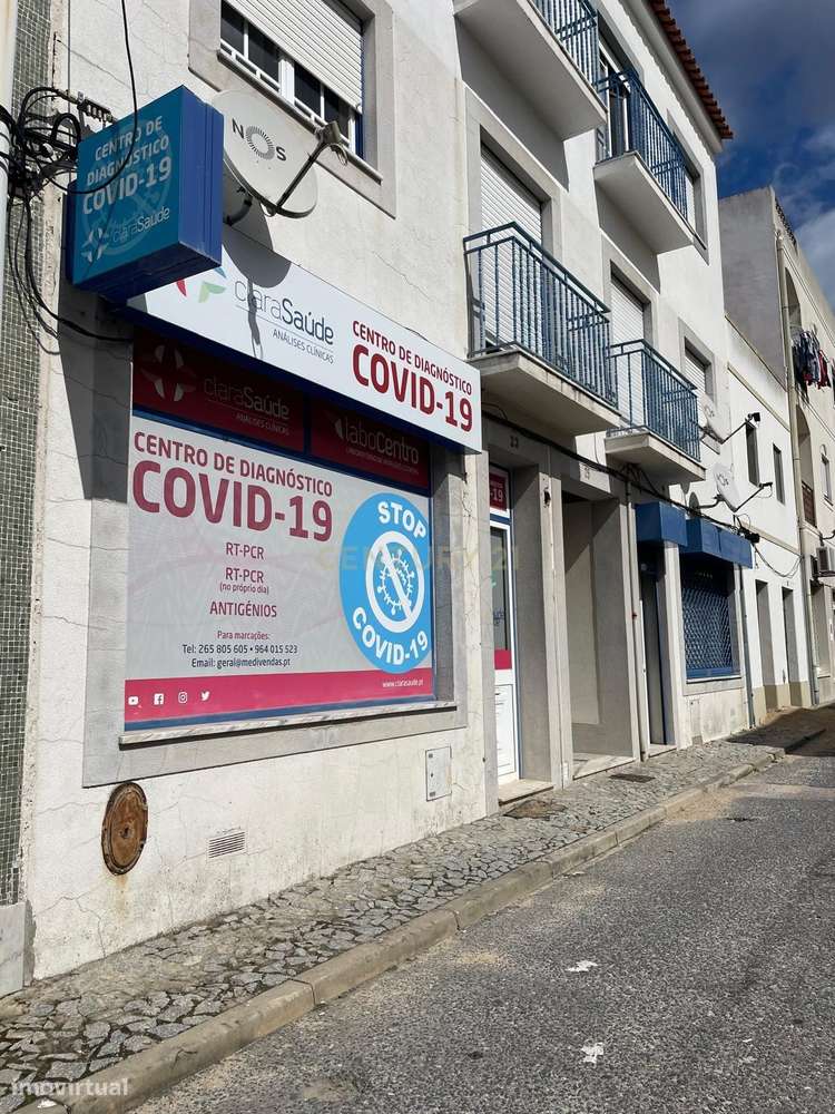 Loja com 74m2 no centro de Vendas Novas pronta para o seu novo negócio - Grande imagem: 4/13