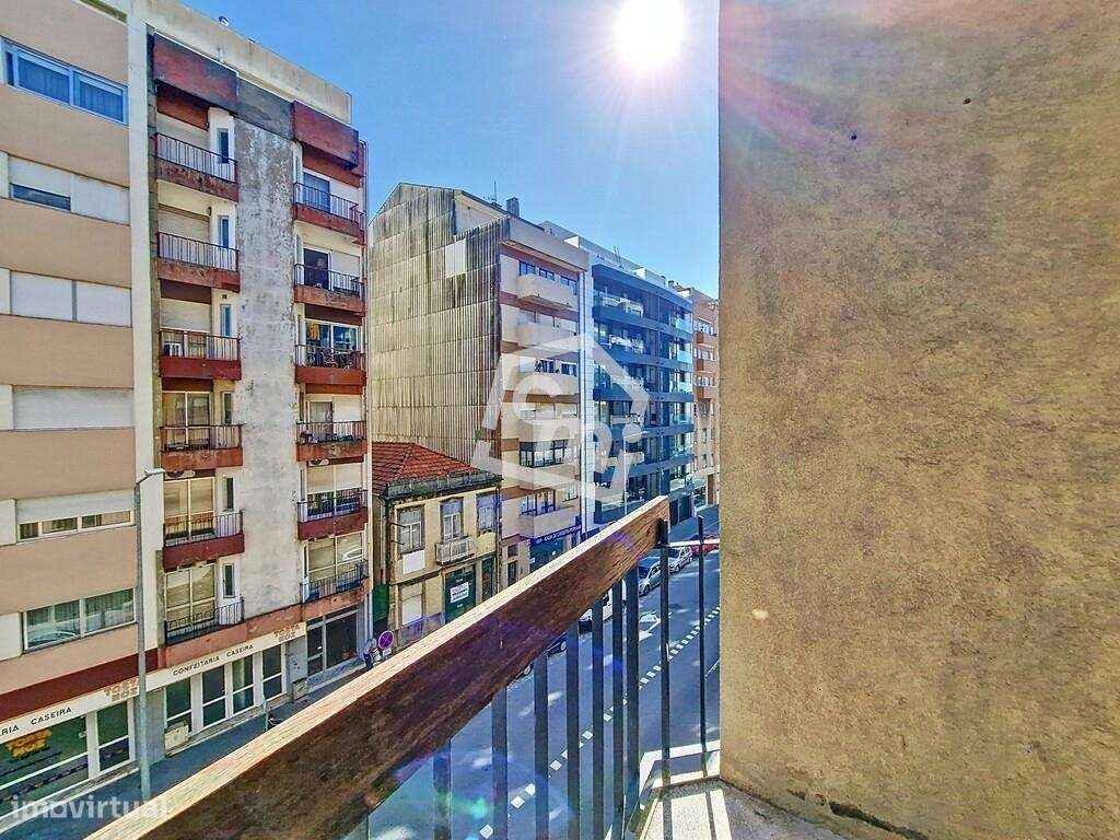 Venda de T3 na Marginal de Matosinhos com Garagem-26