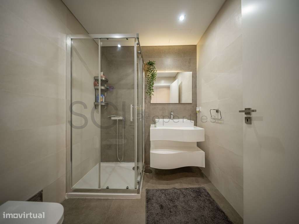 Apartamento Duplex T3+2 Parque Luso Box para Duas Viaturas-27