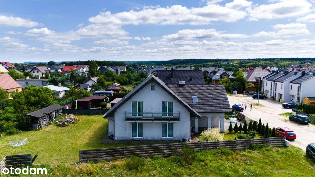 Duży i wyjątkowy dom w Bolszewie 322 m2-13