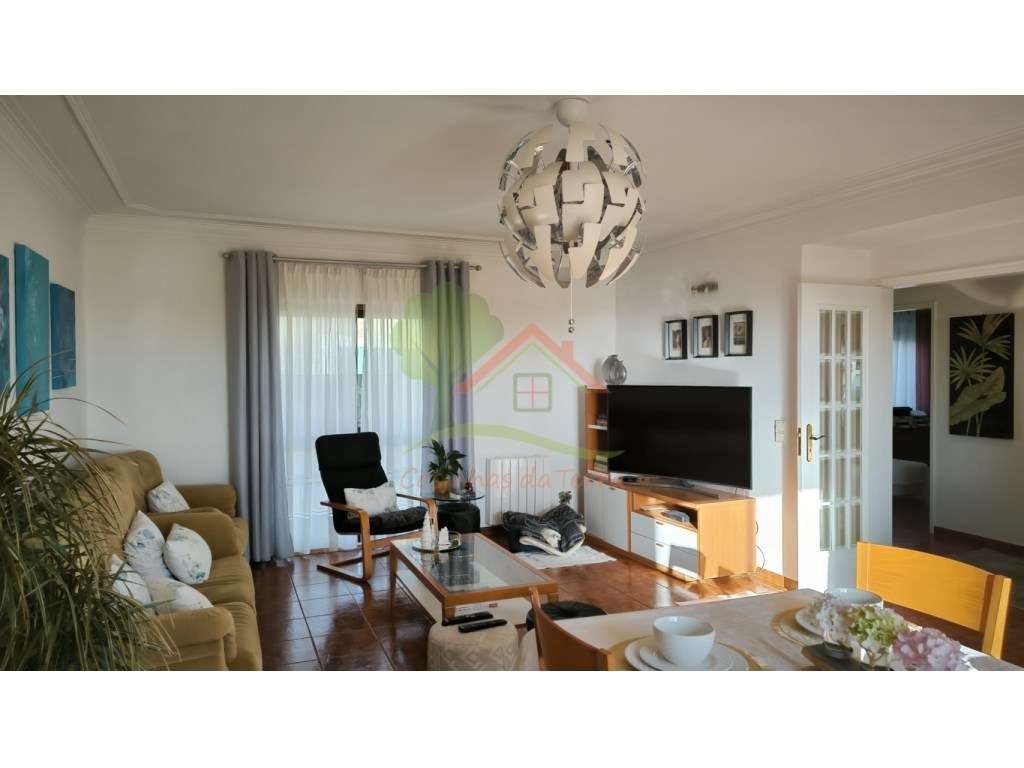 Moradia T5 com Vista de Mar Deslumbrante em Baleia, Carvoeira!-7