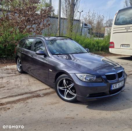 BMW Seria 3 320d Touring Sport-Aut Efficient Dynamics Edition - 2