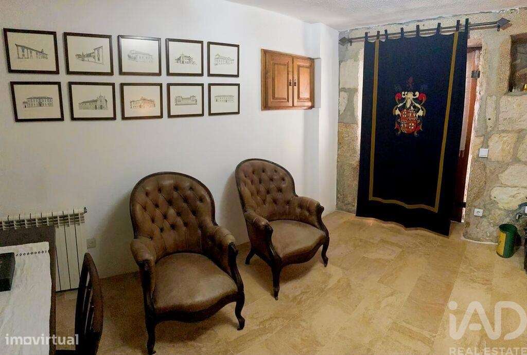 Casa / Villa T4 em Vouzela e Paços de Vilharigues de 210,00 m2 - Grande imagem: 4/30
