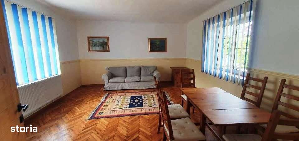 Casa cu suprafata de 140mp si teren 542mp,centrul localitatii Cristian-0